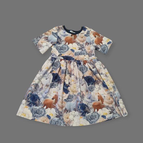 Kleita "Zirgi ziedos"  